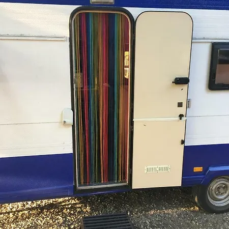 Marcelas Blue Camper