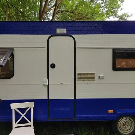 Marcelas Blue Camper *