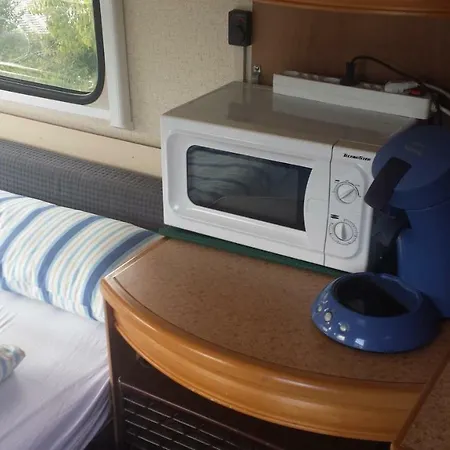 Camping Marcelas Blue Camper *